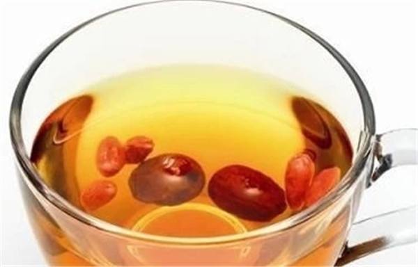 红枣泡茶能养生