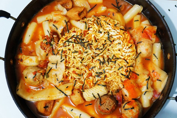 韩式年糕火锅